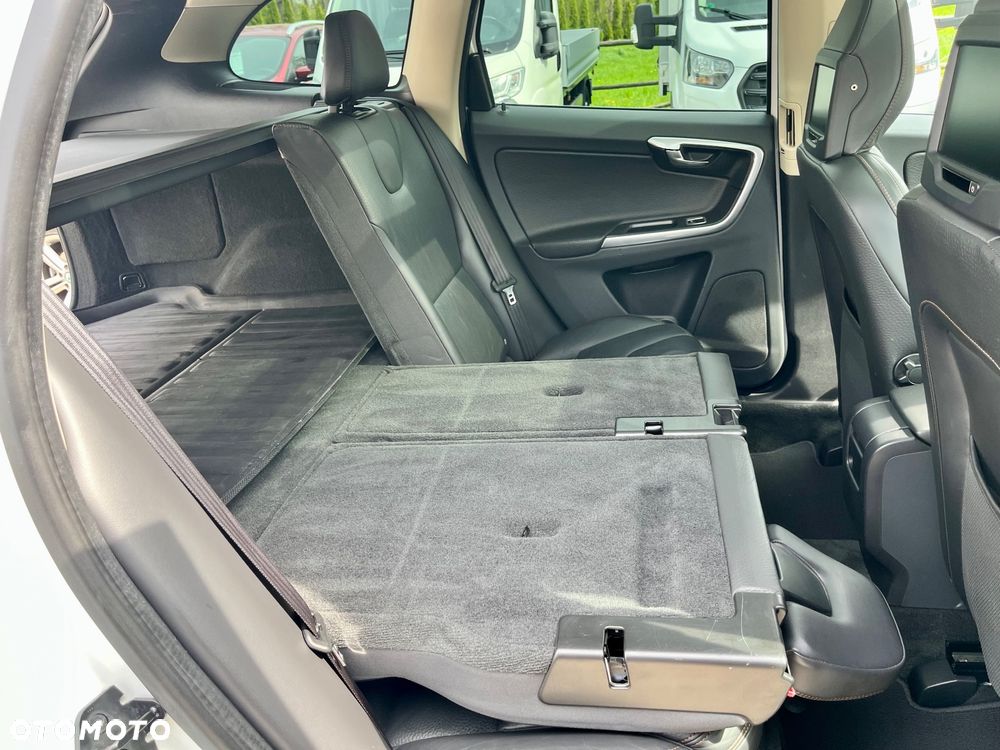 Volvo XC 60 - 34