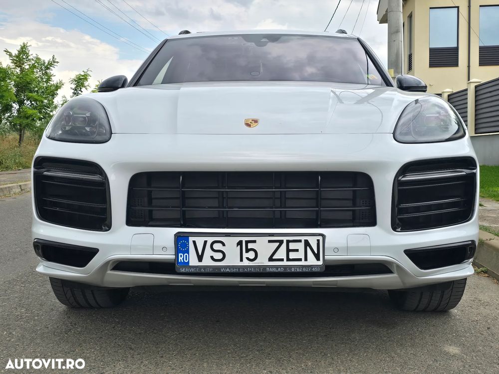Porsche Cayenne Standard - 13