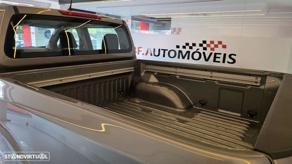 Nissan Navara 2.3 dCi CD 4WD Visia B.Dif. - 21