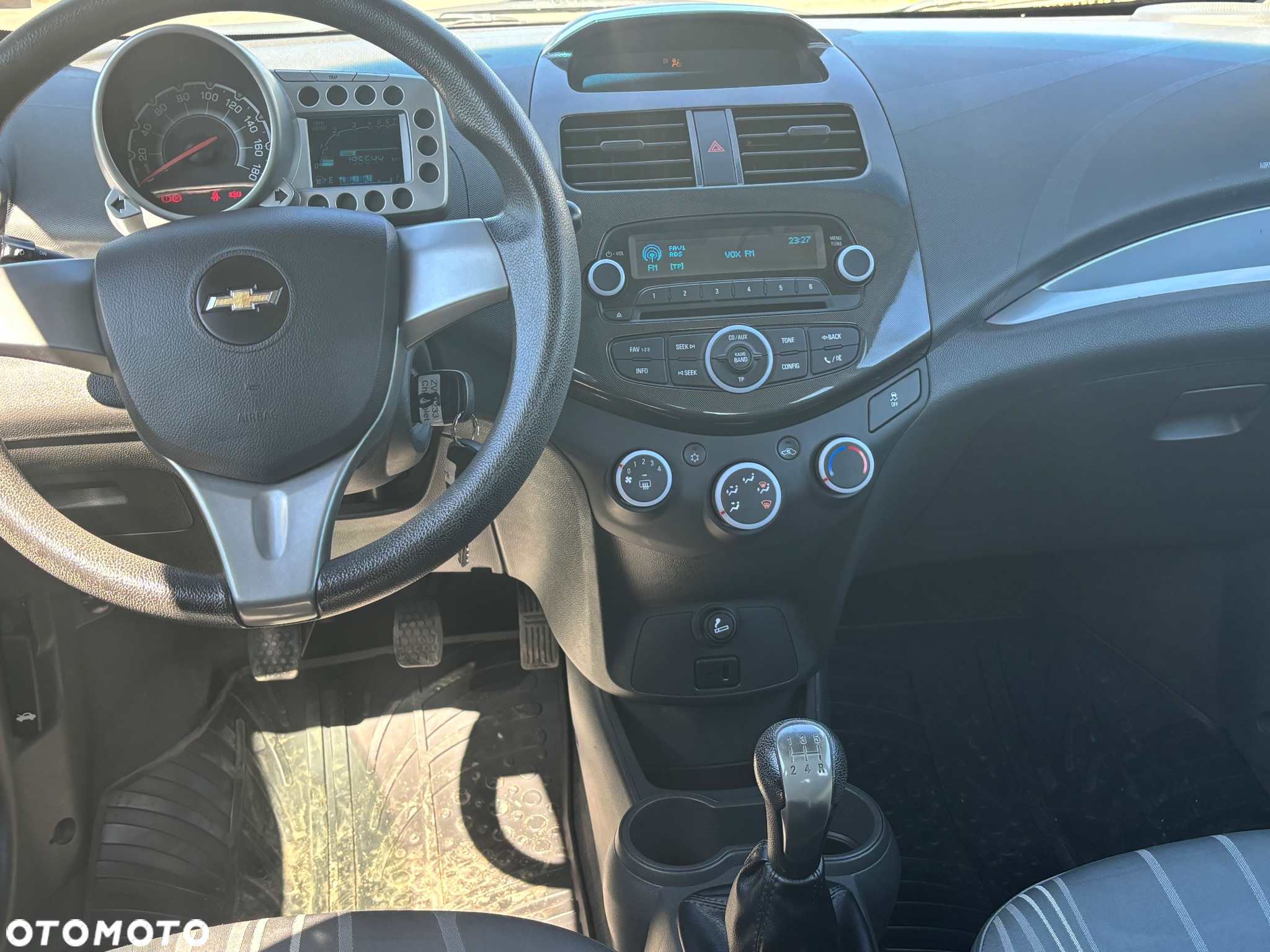 Chevrolet Spark 1.0 Base+ - 21