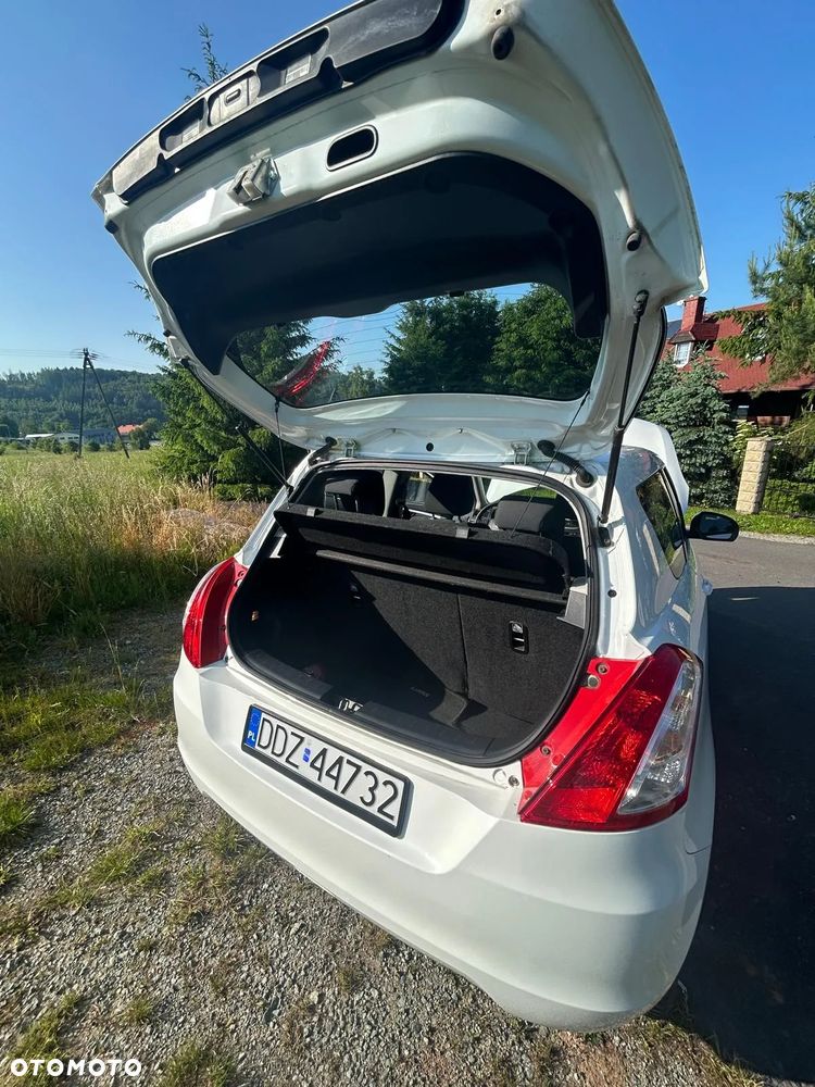 Suzuki Swift 1.2 Club - 8