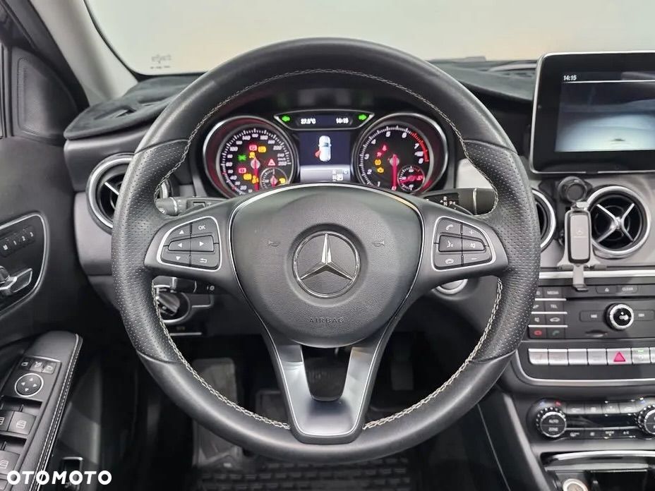 Mercedes-Benz GLA 250 4Matic 7G-DCT AMG Line - 8