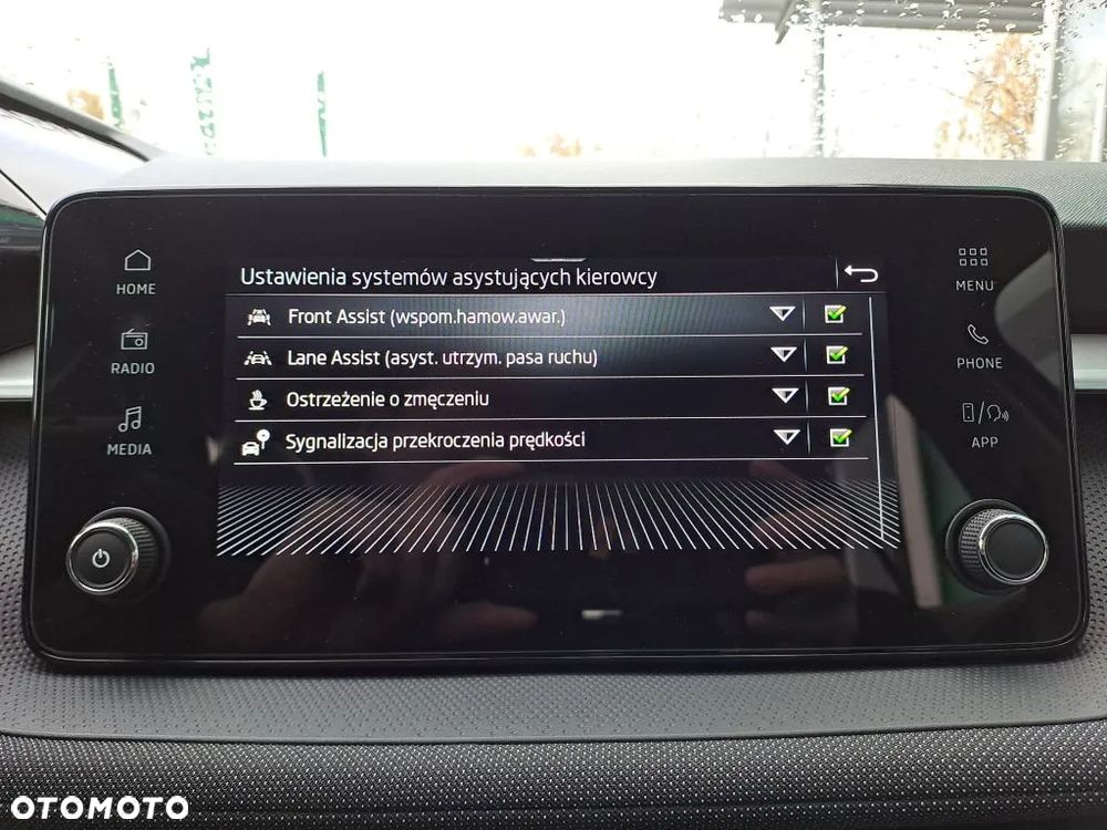 Skoda Fabia 1.0 TSI Edition 130 - 12