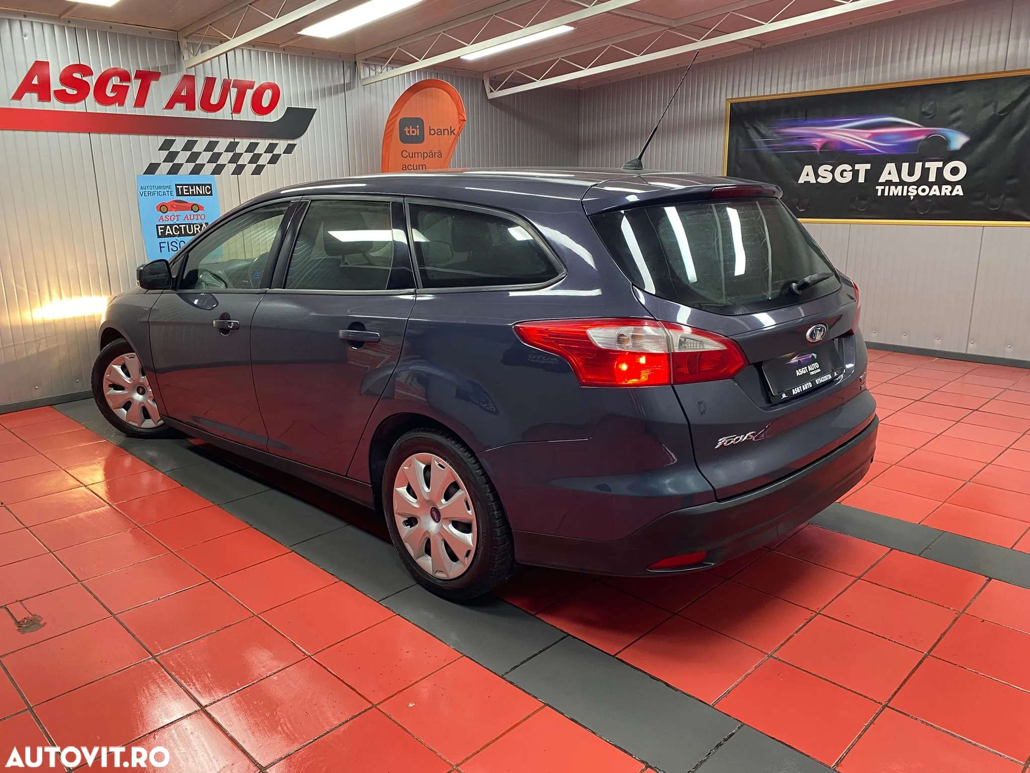 Ford Focus - 5