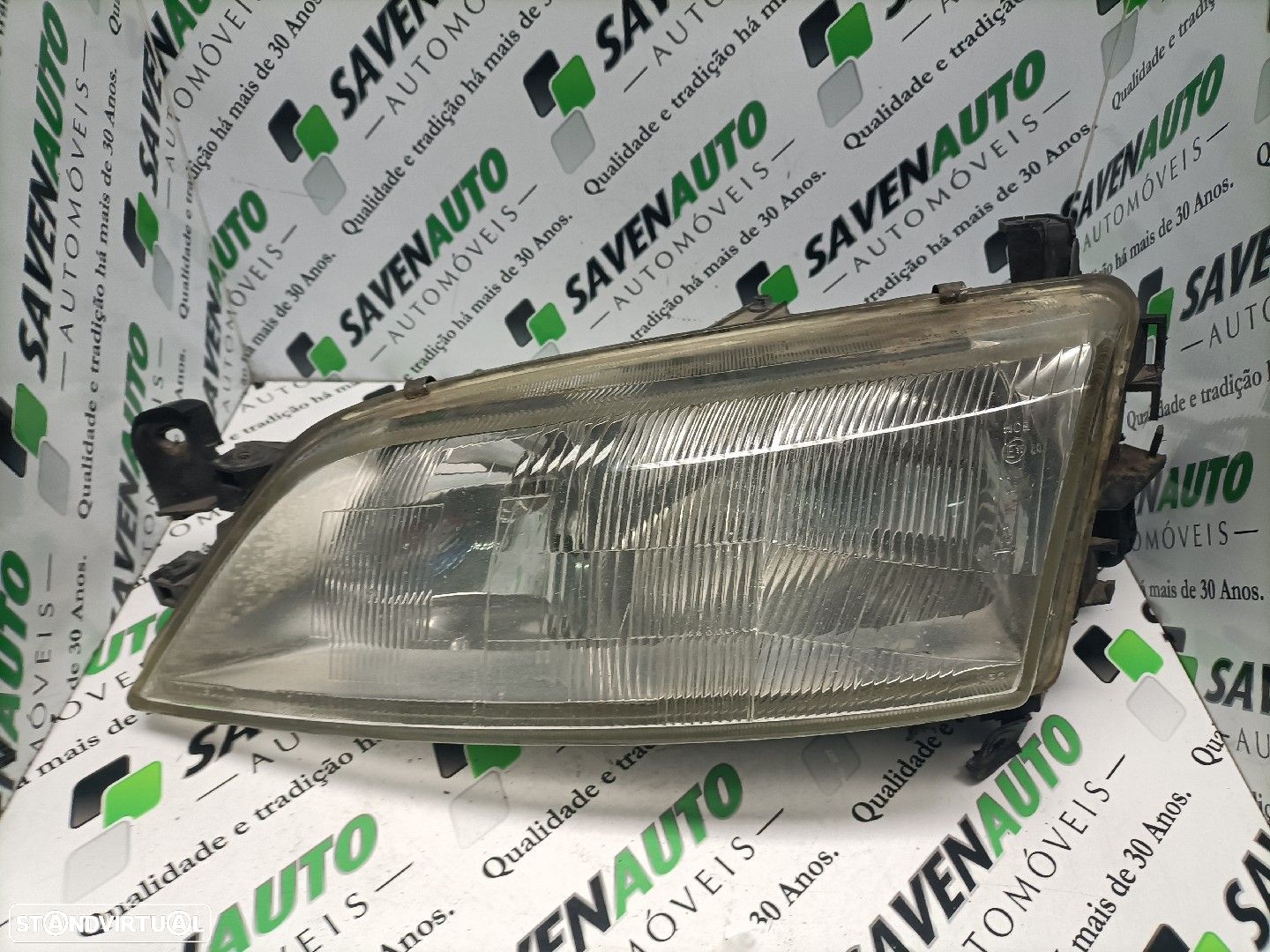 Farol Esq Opel Vectra B Combi (J96) - 1