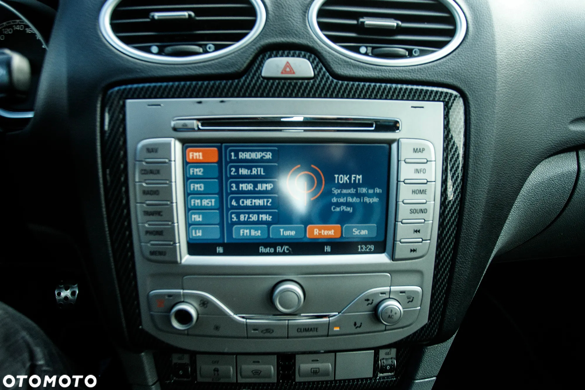 Ford Focus 2.5 ST - 25
