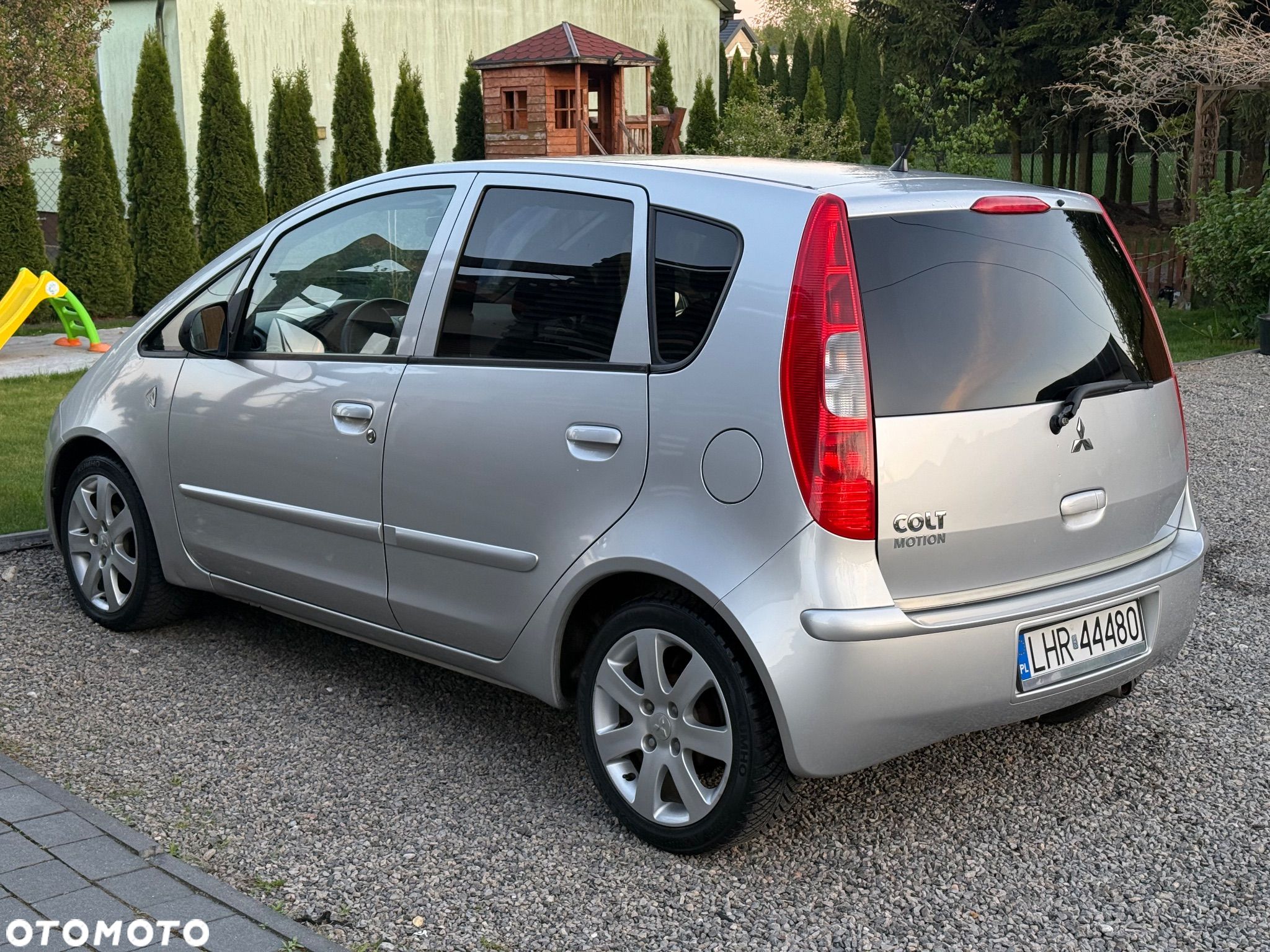 Mitsubishi Colt - 1
