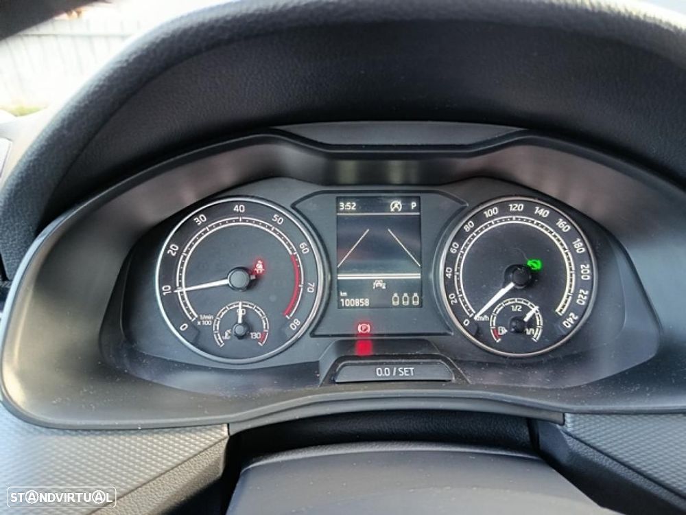 Skoda Kamiq 1.0 TSI DSG - 5