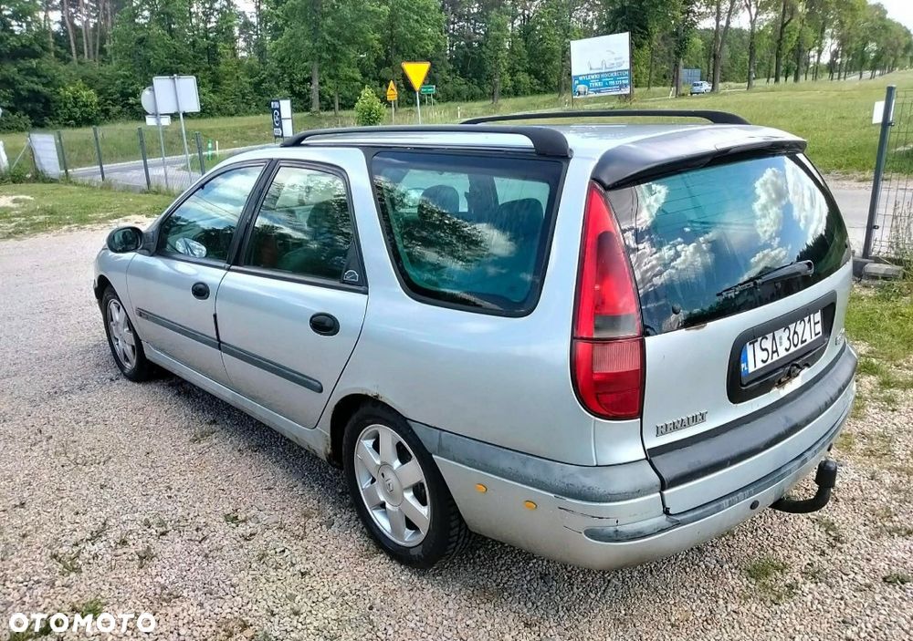 Renault Laguna - 4
