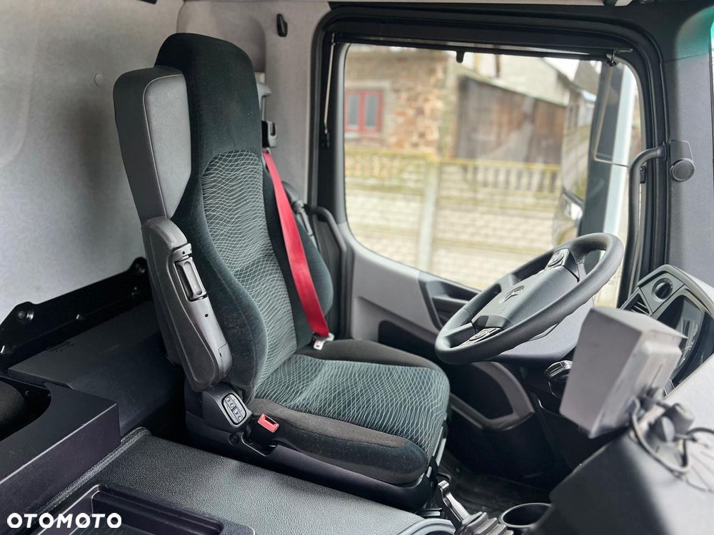 Mercedes-Benz Antos 1832 / Izoterma / Euro 6 / Winda / - 37