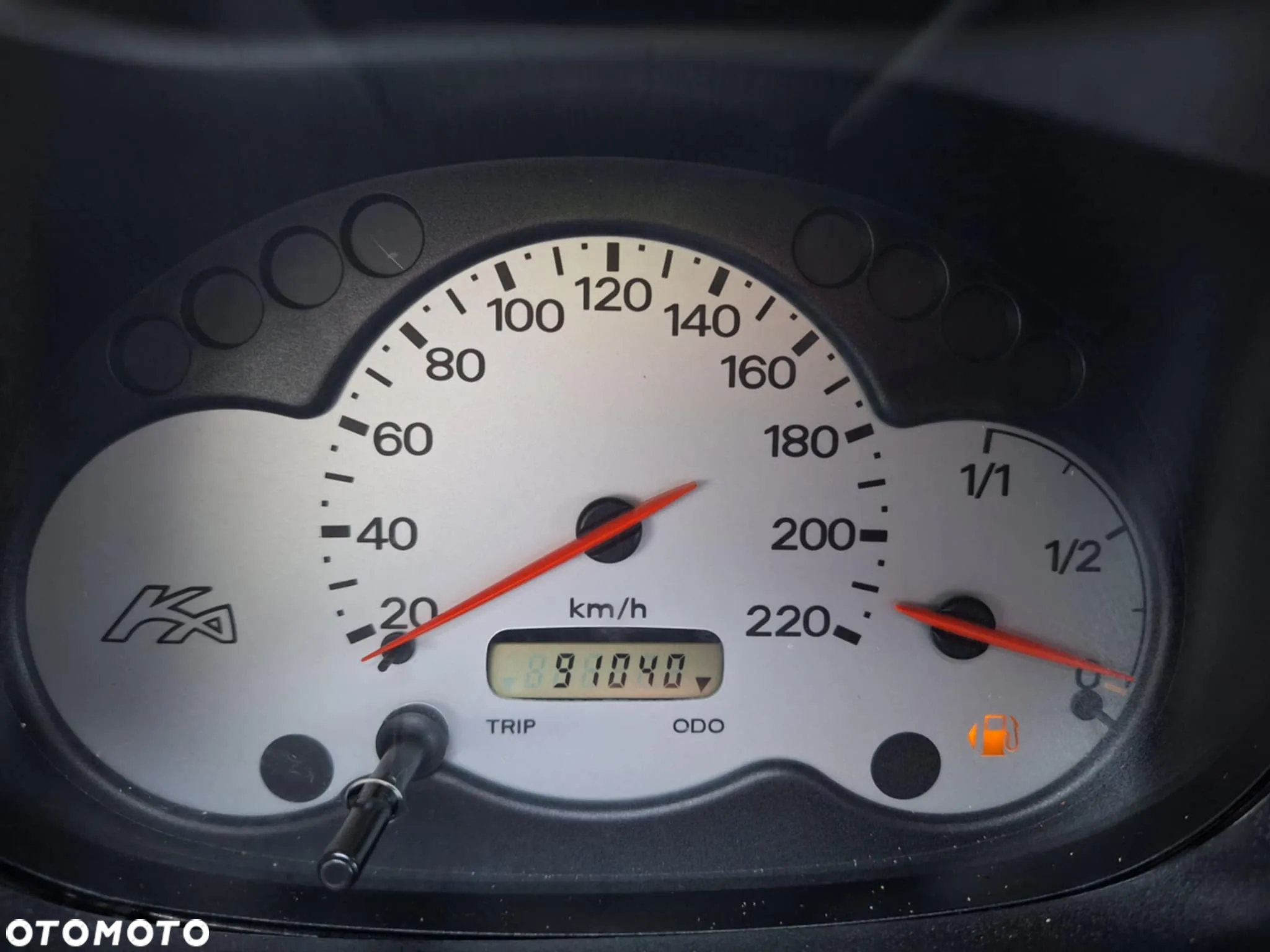 Ford KA 1.3 Milenium - 8