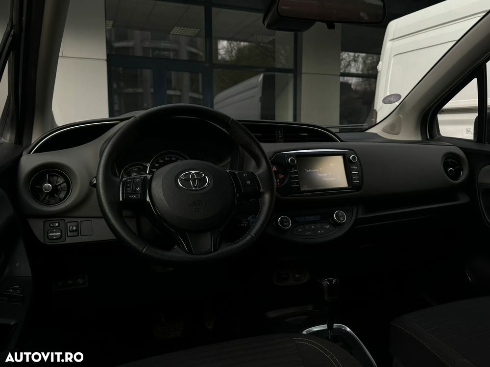 Toyota Yaris 1.5 VVT-i Life - 19