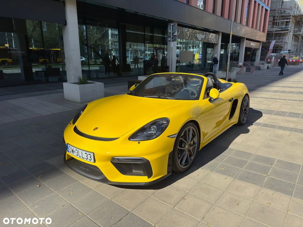 Porsche 718 Spyder - 9