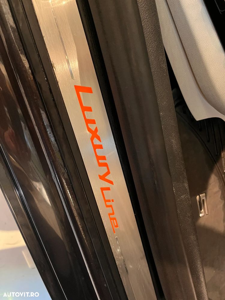 BMW Seria 5 530e xDrive AT PHEV - 33