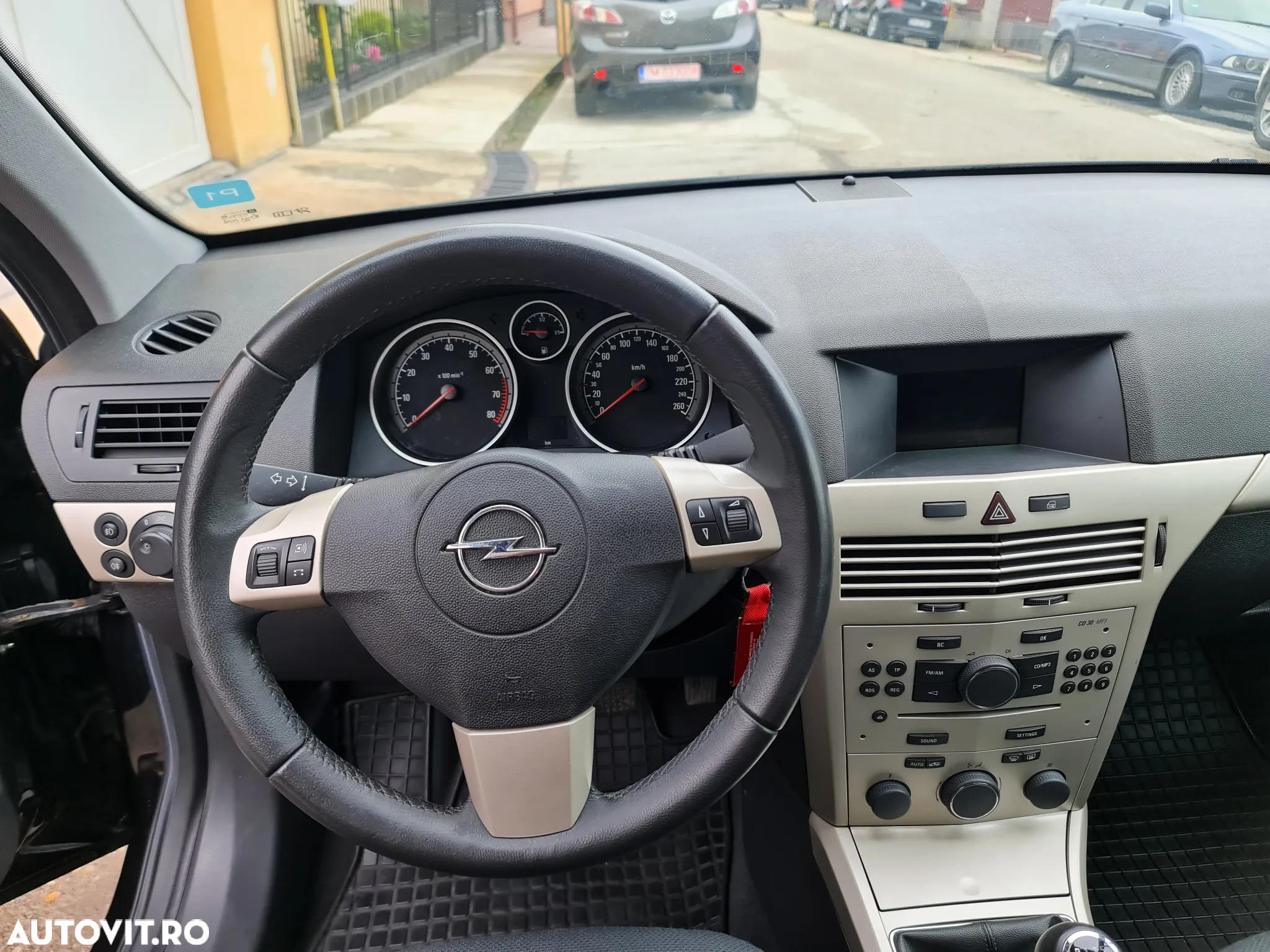 Opel Astra 1.4i 16V Club - 10