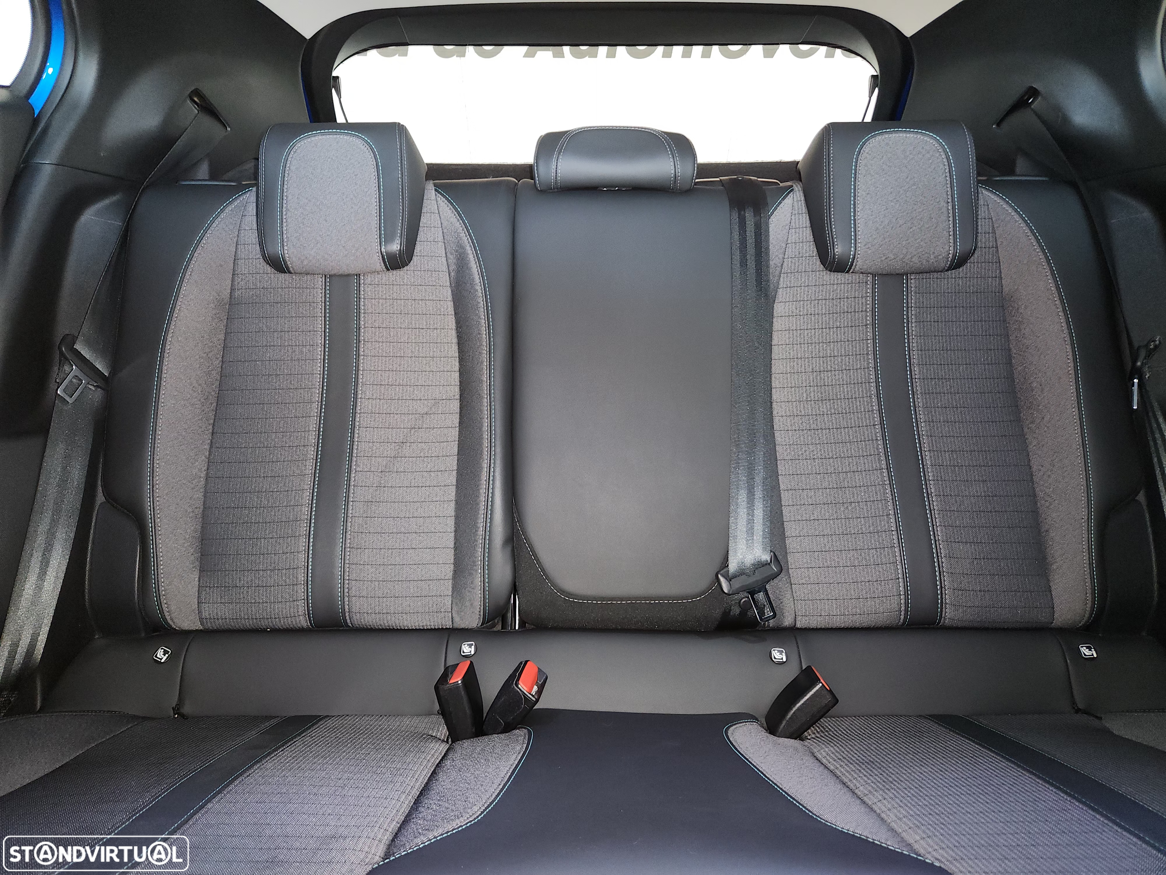 Peugeot 2008 1.5 BlueHDi Allure - 47