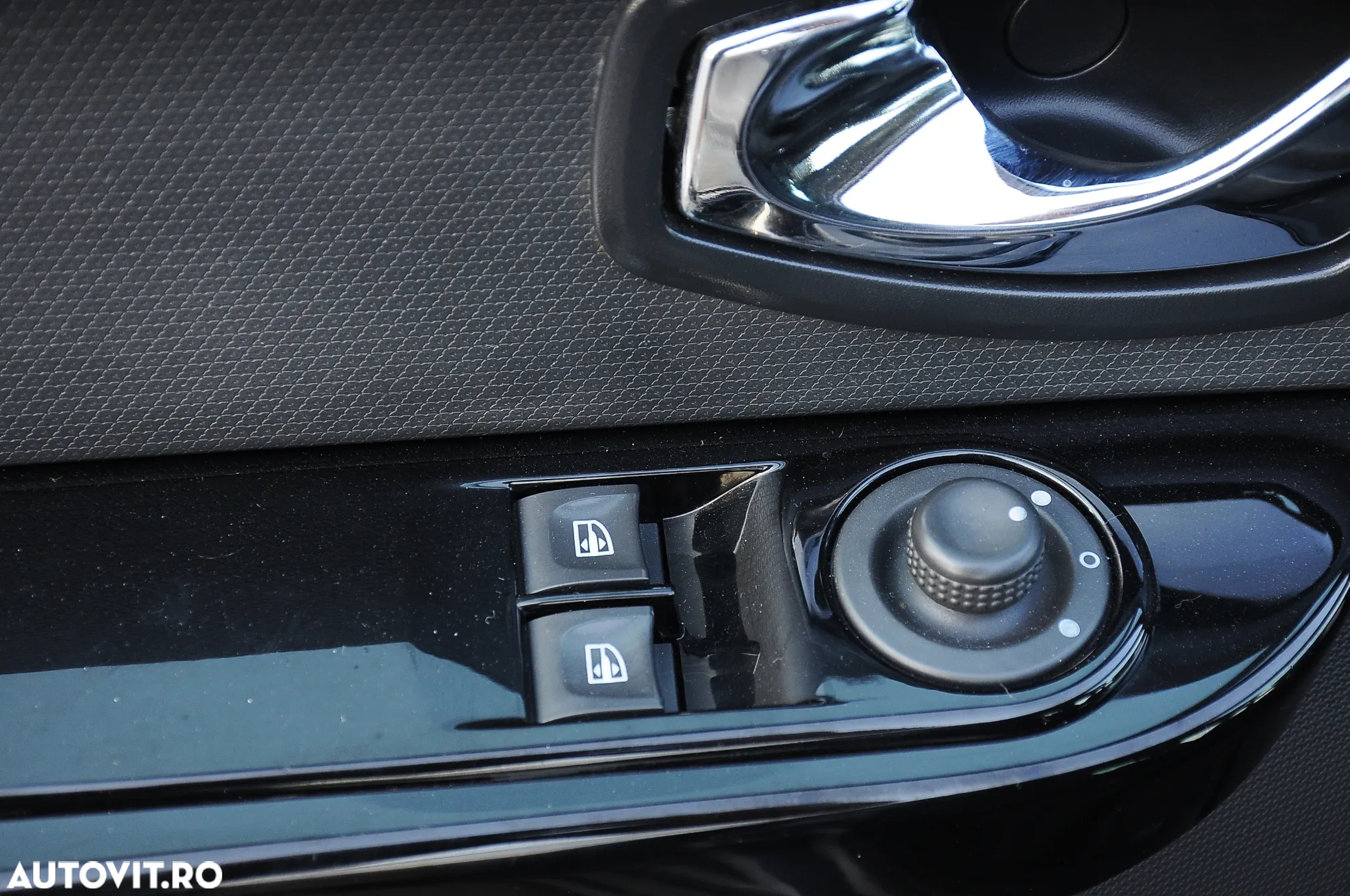 Renault Clio (Energy) dCi 90 Bose Edition - 9