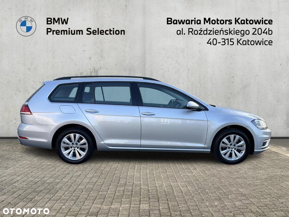 Volkswagen Golf - 11