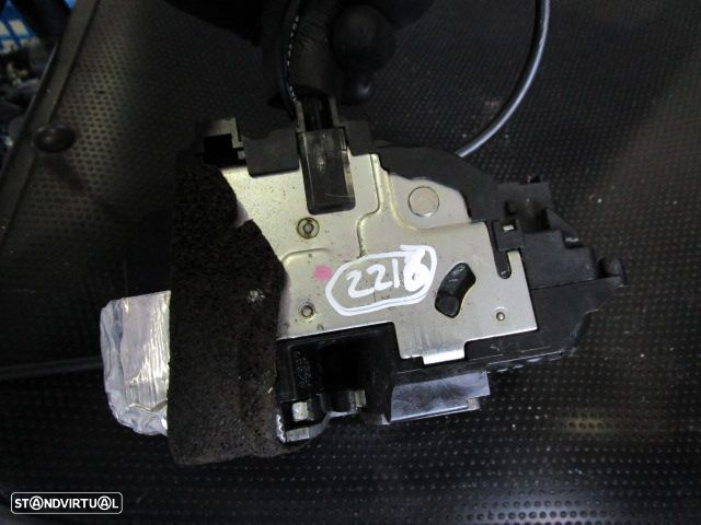 Fecho 825010003R RENAULT LAGUNA 2008 TE ELETRICO RENAULT LAGUNA 3 2008 2.0DCI 130CV 5P  CINZA TE 6 PINOS - 2