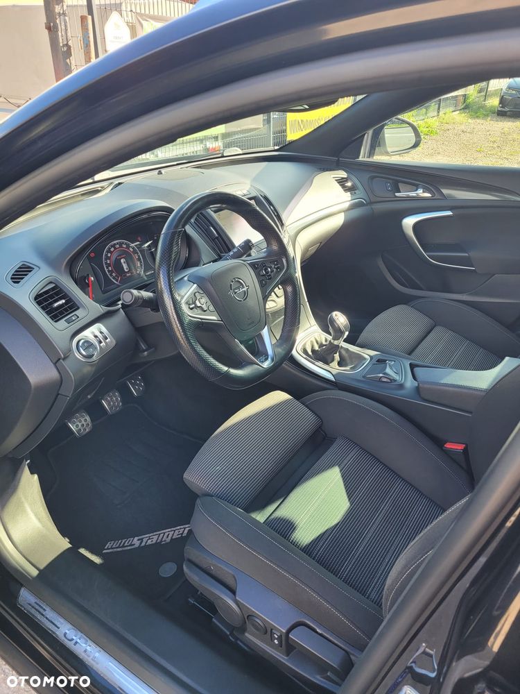 Opel Insignia 2.0 ECOTEC DI Turbo 4x4 eco Business Innovation - 16