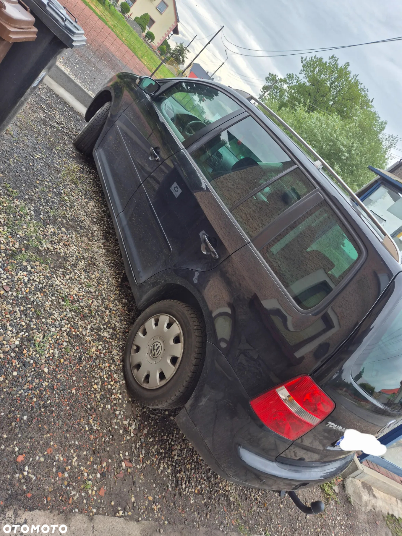 Volkswagen Touran - 3