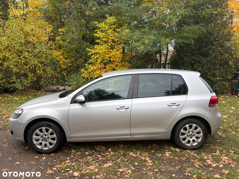 Volkswagen Golf 2011 photo 2