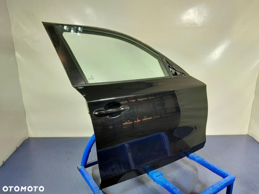 BMW 1 E87 LIFT DRZWI PRZÓD PRAWE 475 - 2