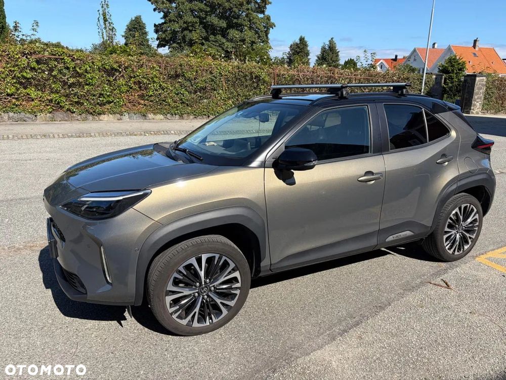 Toyota Yaris Cross 1.5 VVT-i AWD-i Elegant - 2