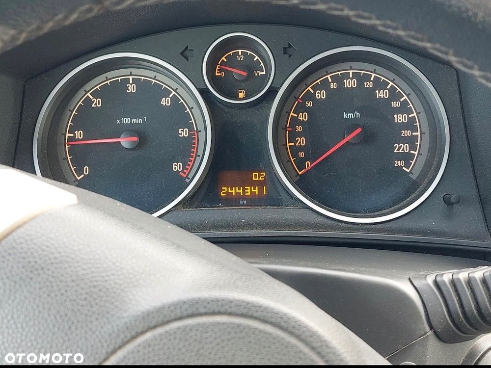 Opel Astra 1.9 CDTI DPF - 7