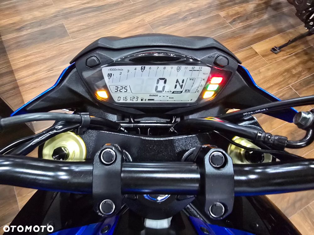 Suzuki GSX - 4