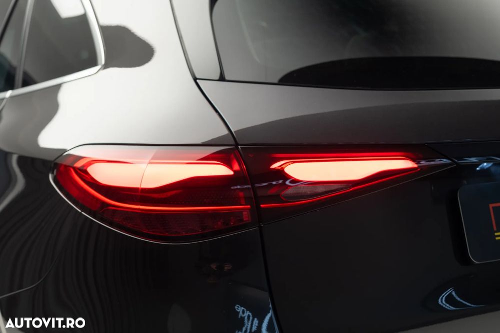 Mercedes-Benz GLC 200 4Matic 9G-TRONIC AMG Line Advanced - 8