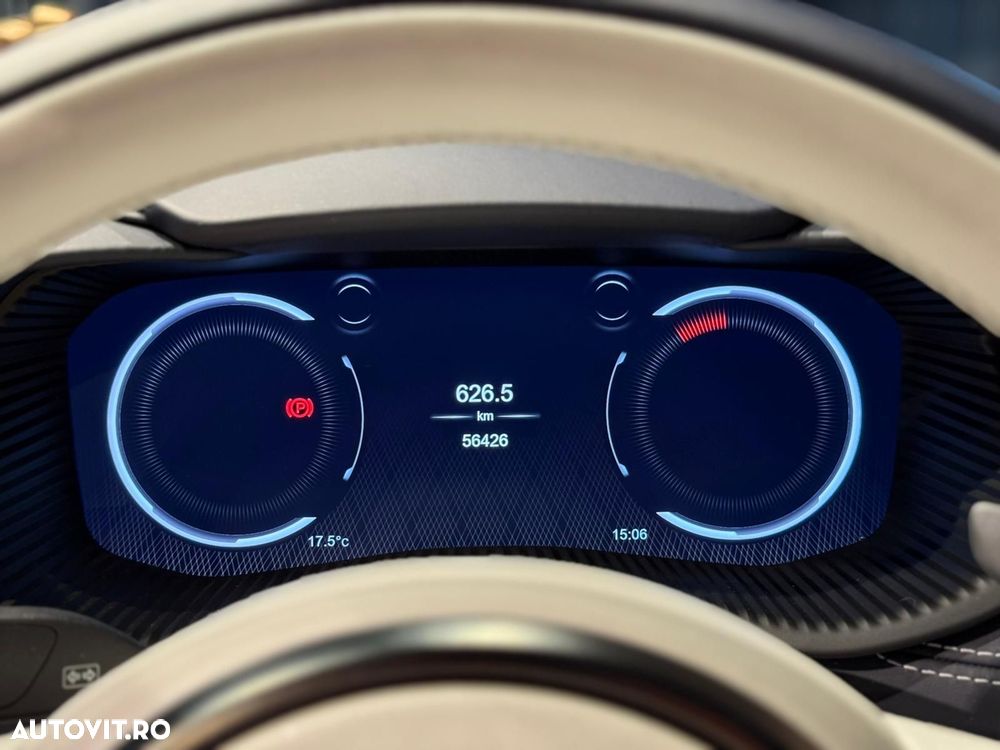 Aston Martin DBX - 29