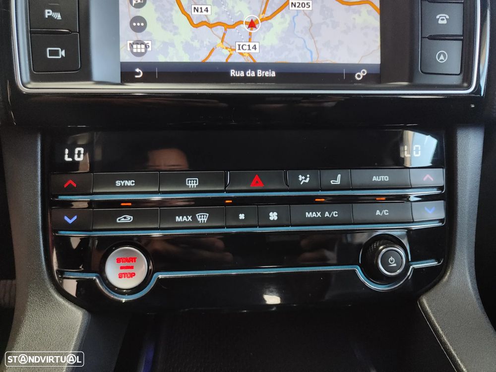 Jaguar F-Pace 20d AWD Aut. Prestige - 39