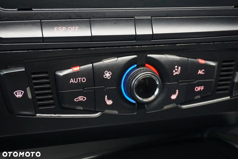 Audi A4 Avant 2.0 TDI DPF S line Sportpaket - 36