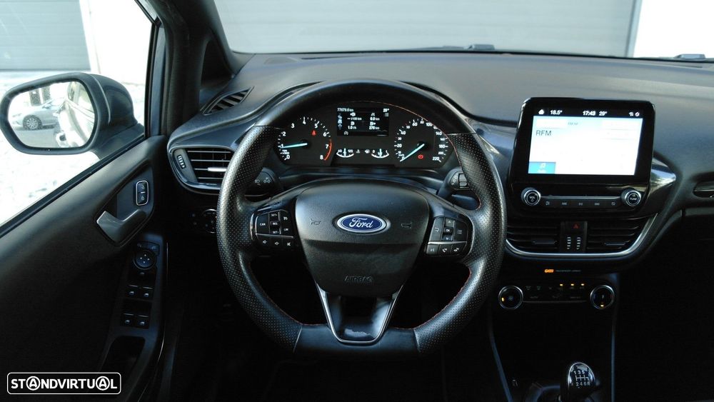 Ford Fiesta 1.0 EcoBoost ST-Line - 37