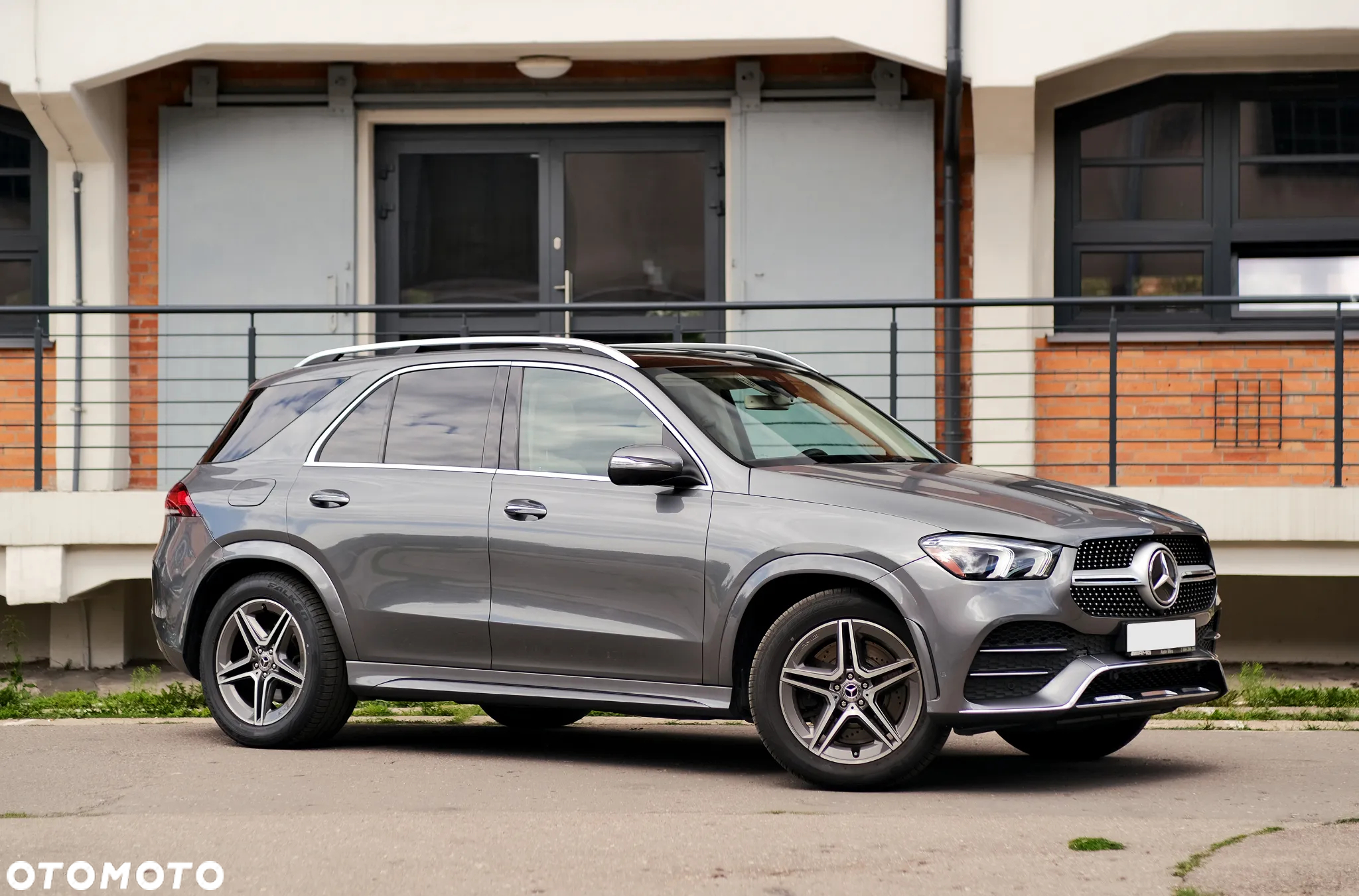 Mercedes-Benz GLE 450 4Matic 9G-TRONIC AMG Line - 11