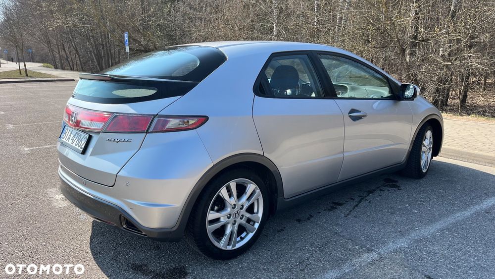 Honda Civic 1.8 Comfort - 3