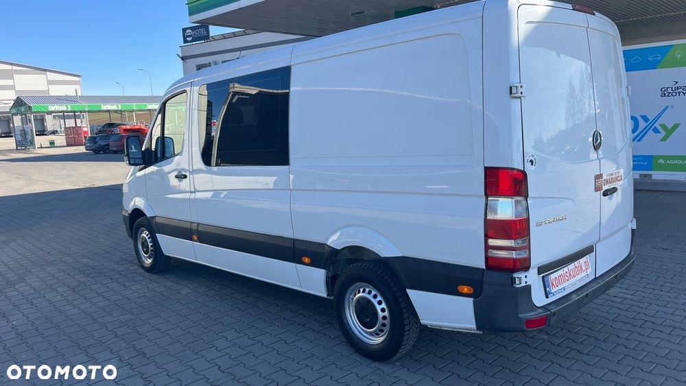 Mercedes-Benz Sprinter - 14