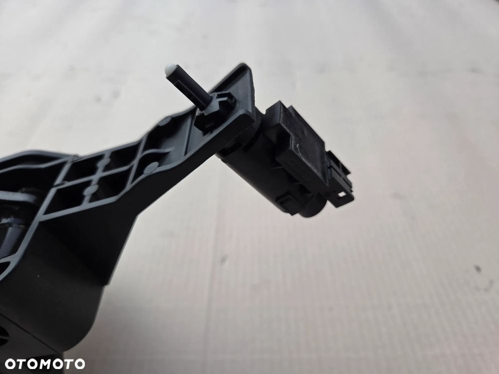 Pedały pedał gazu pedał hamulca Peugeot 508 II automat Europa - 3