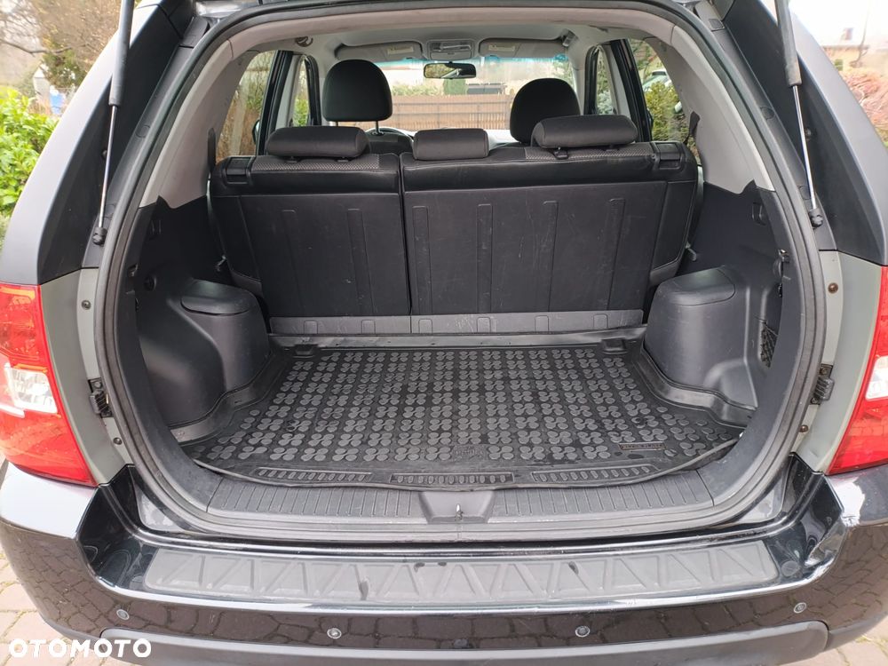 Kia Sportage 2.0 Tour - 11