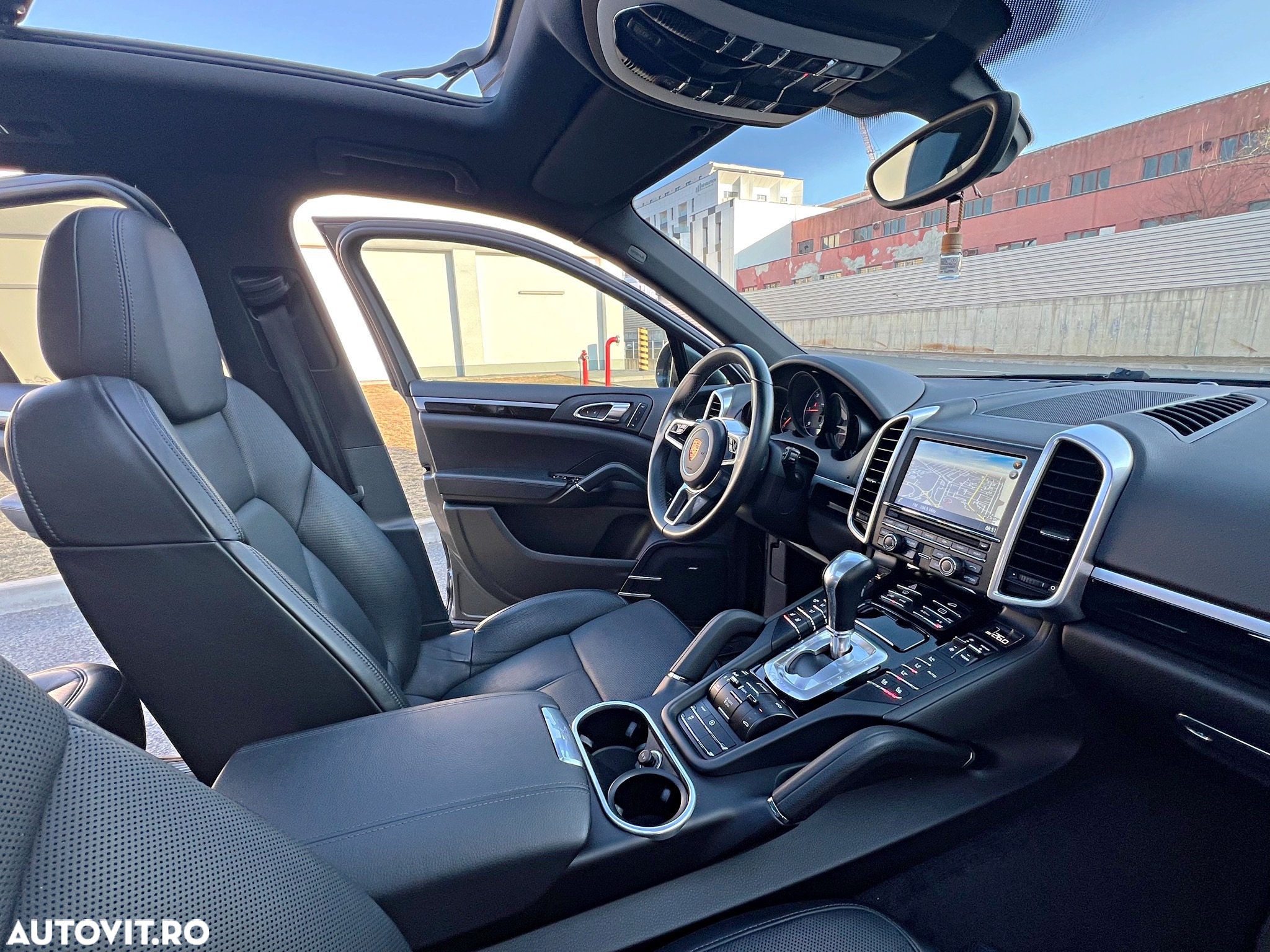 Porsche Cayenne Diesel Platinum Edition - 14