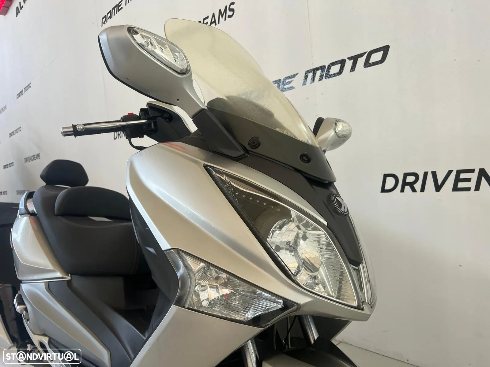 Sym GTS 125i - 11