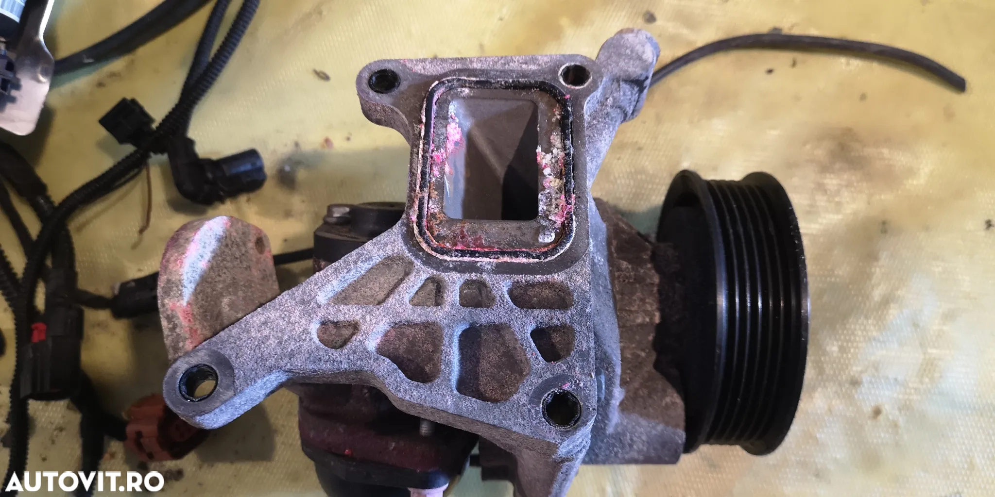 Pompa apa cu senzor 1.6 cdti B16DTH 55490715 - 5