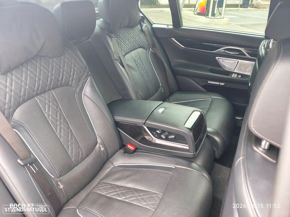 BMW 740 d xDrive Pack M - 15