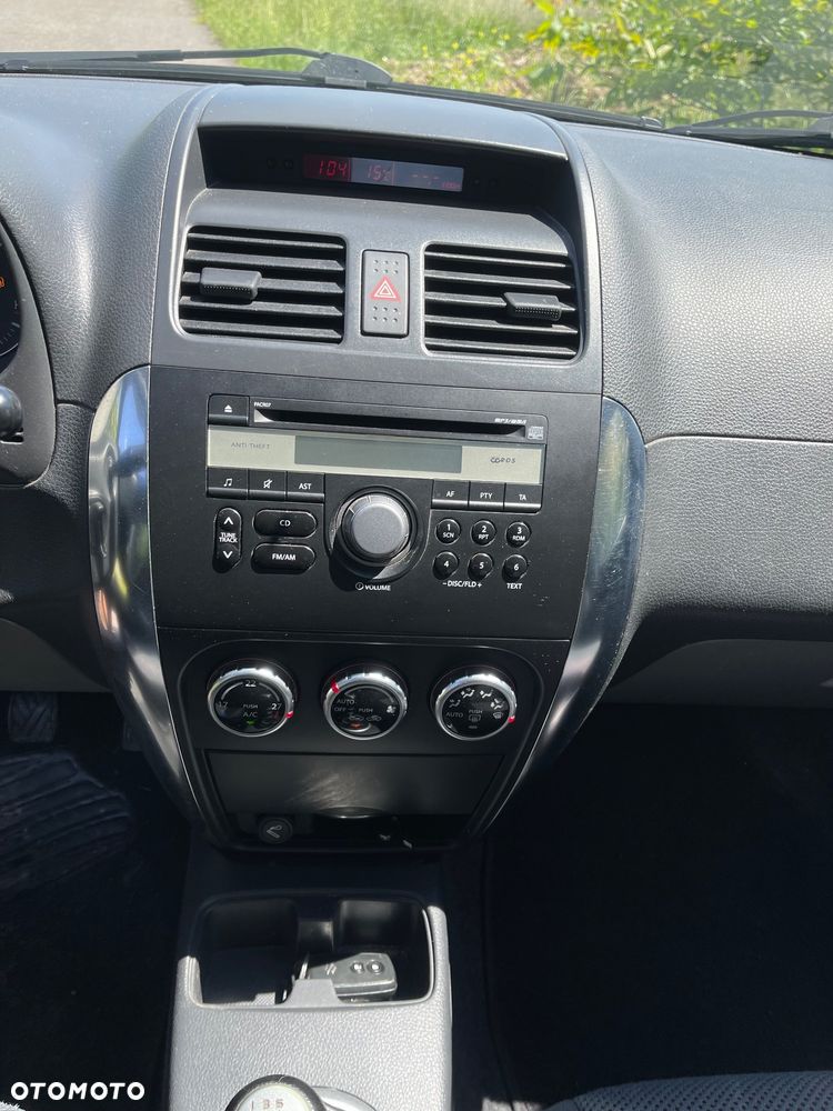 Suzuki SX4 1.9 DDiS DPF 4x4 Club - 12