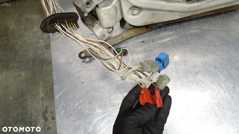 DRZWI PRAWY PRZÓD MAN L2000 LE 12.220 - 14