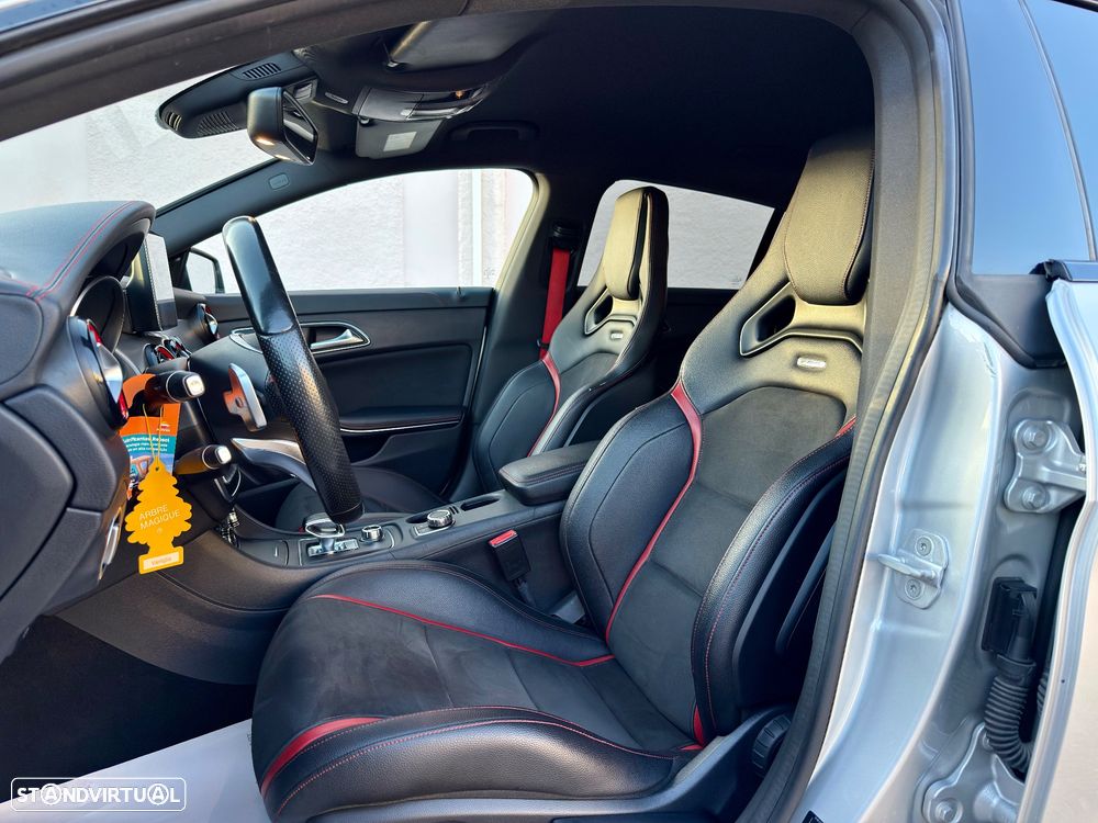 Mercedes-Benz CLA 45 AMG 4Matic Speedshift 7G-DCT Night Edition - 10