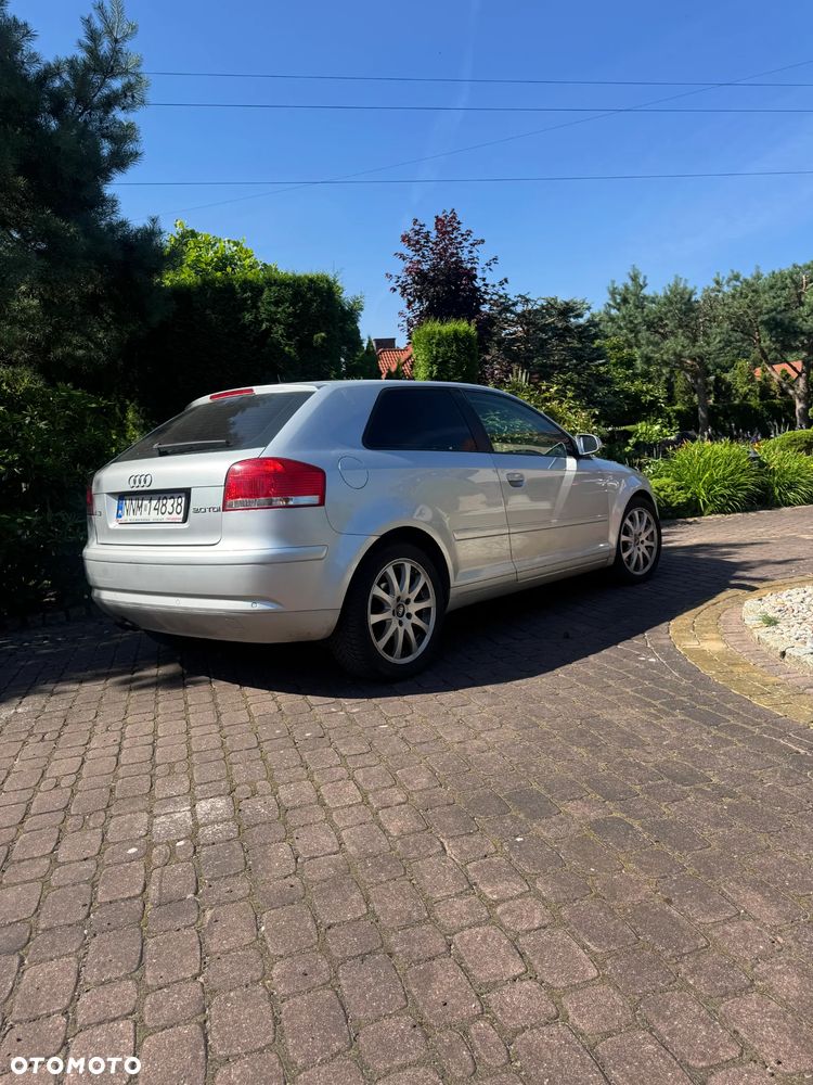 Audi A3 3-drzwiowe 2.0 TDI Ambition DSG - 2