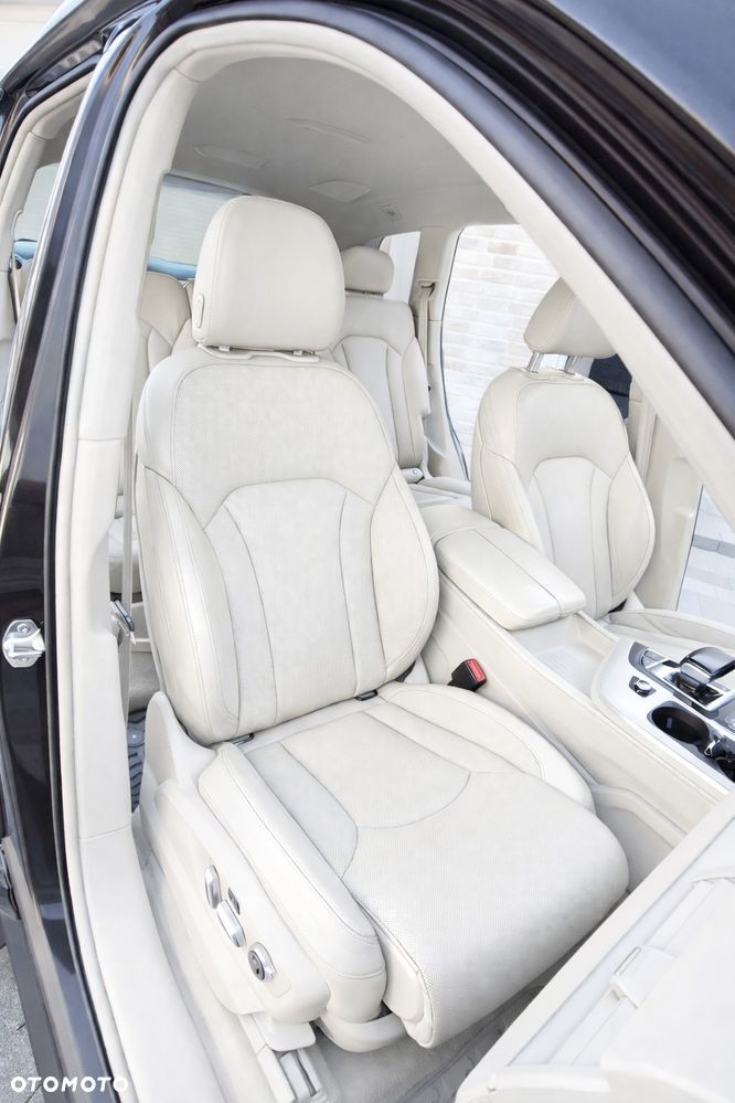 Audi Q7 - 15