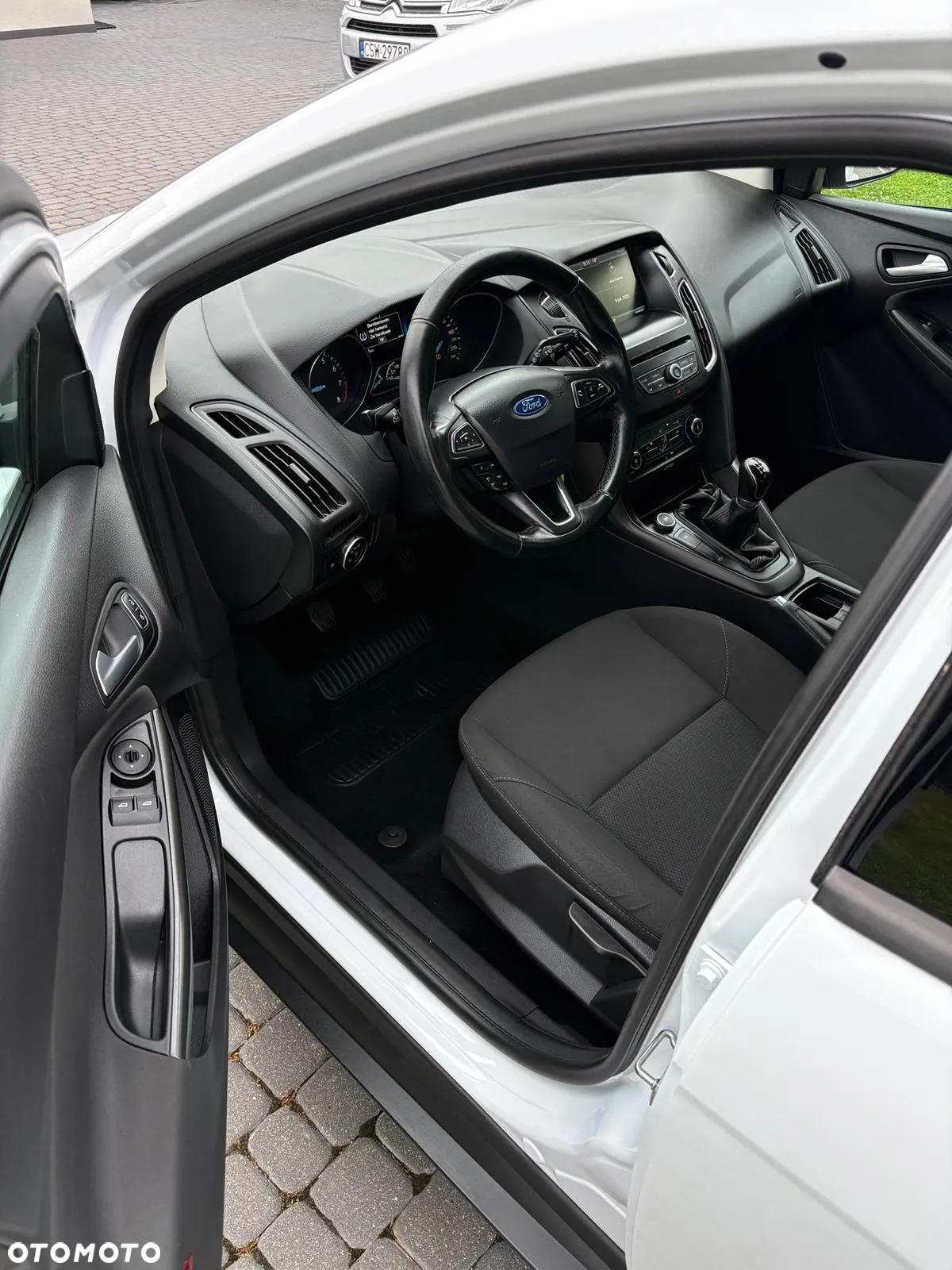 Ford Focus 1.0 EcoBoost 99g Edition Start - 12
